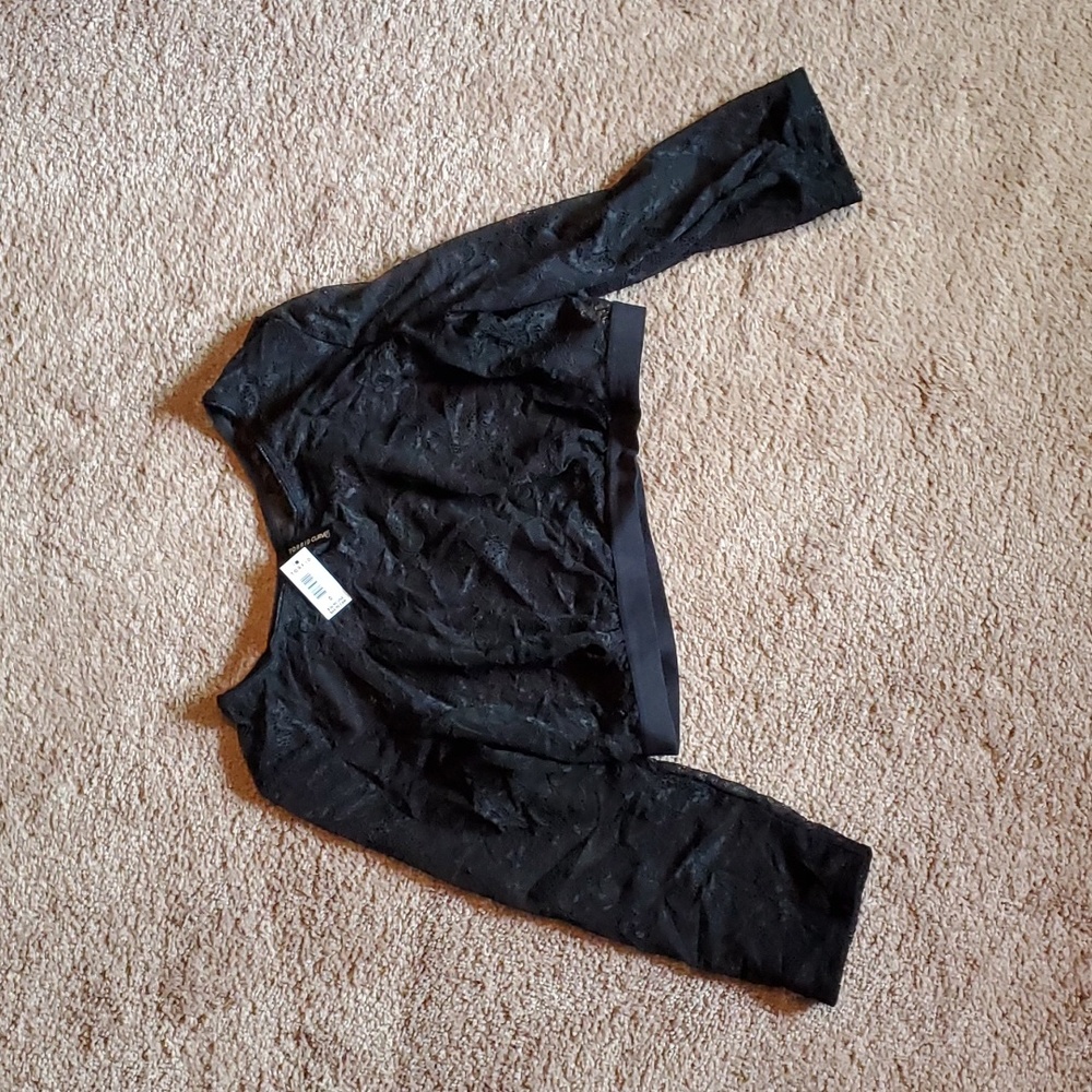 Torrid Black Lace Elbow Length Sleeve Under-It-All Crop Top. Torrid size 0/L/12.